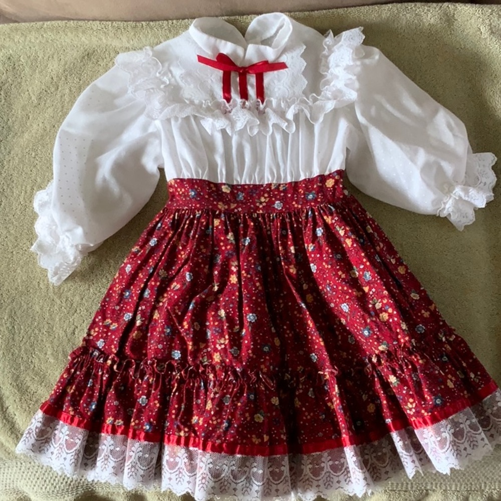 Vintage Girls Floral Dress